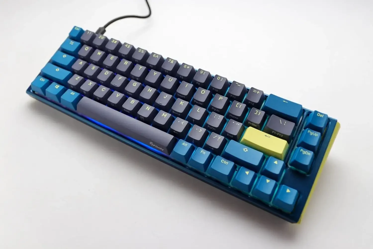 كيبورد عاب ميكانيكي مضيء Ducky One 3 SF Daybreak Edition RGB