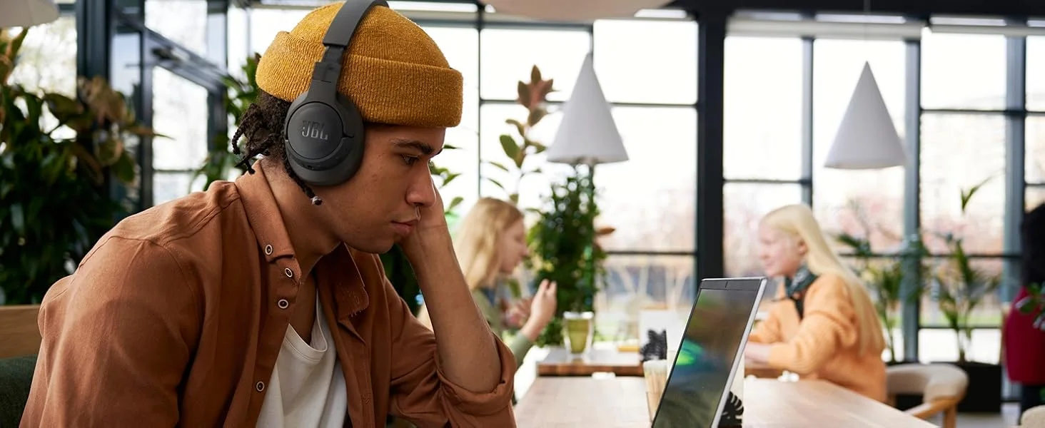 سماعات JBL Tune 770NC فوق الأذن بتقنية إلغاء الضوضاء التكيفي وBluetooth 5.3، أبيض - Thumbnail 7