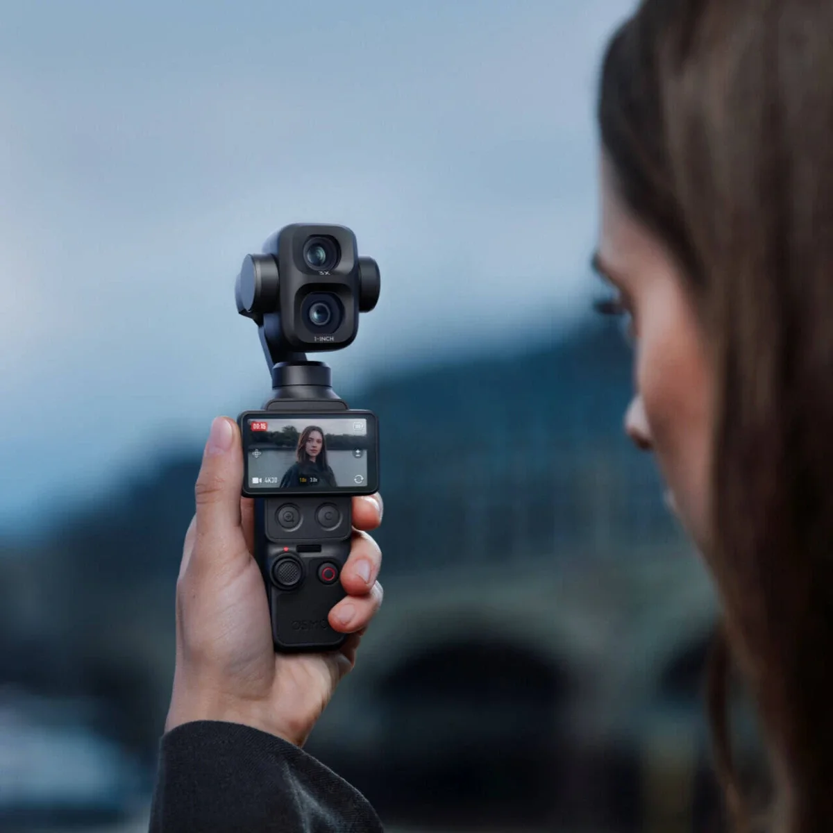 DJI Osmo Pocket 4P Vlog Combo 4K 240fps Gimbal Camera, 37MP, Black - Thumbnail 3