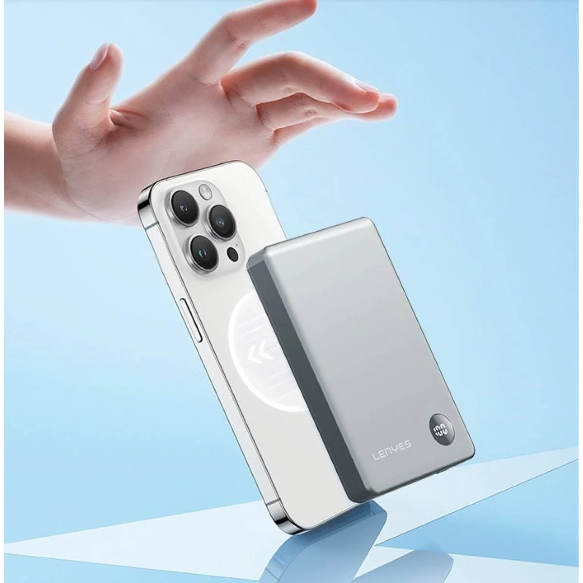 باور بانك مغناطيسي لاسلكي Lenyes PW037D بسعة 5000mAh وشحن 15W ومخرج USB-C 20W - Image 3