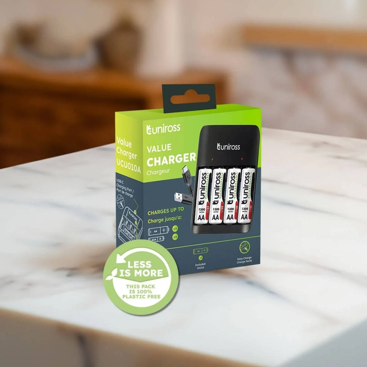 Uniross Compact Battery Charger for AA, AAA & 9V with 4 AA Rechargeable Batteries - Thumbnail 5
