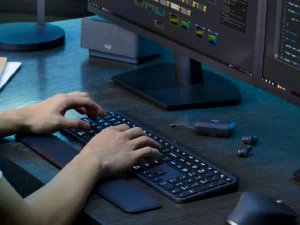 طقم كيبورد وماوس Logitech MX Keys S Combo مع MX Master 3S لاسلكي، مسند راحة، إضاءة ذكية، بلوتوث، USB-C، عربي/إنجليزي، جرافيت - Image 21