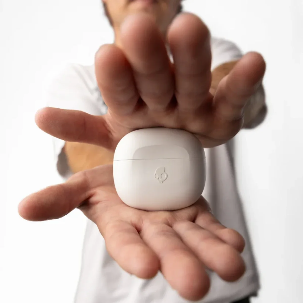 Skullcandy Rail True Wireless Earbuds - Bone - Thumbnail 4