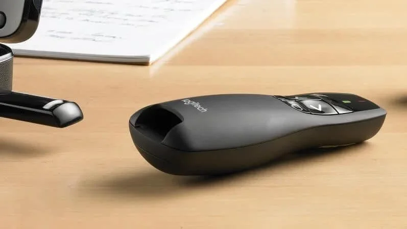 Logitech R400 Laser Presentation Remote - Image 6