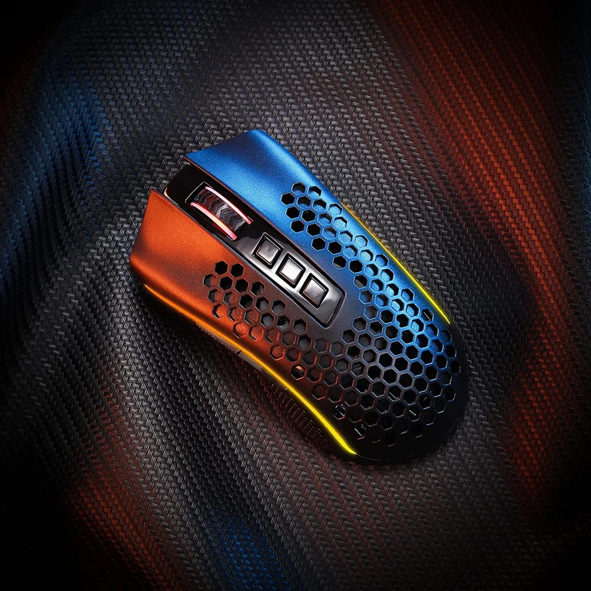 ماوس ألعاب Redragon M808 Storm Pro لاسلكي RGB بهيكل خلية نحل، 16000 DPI، أبيض - Image 8