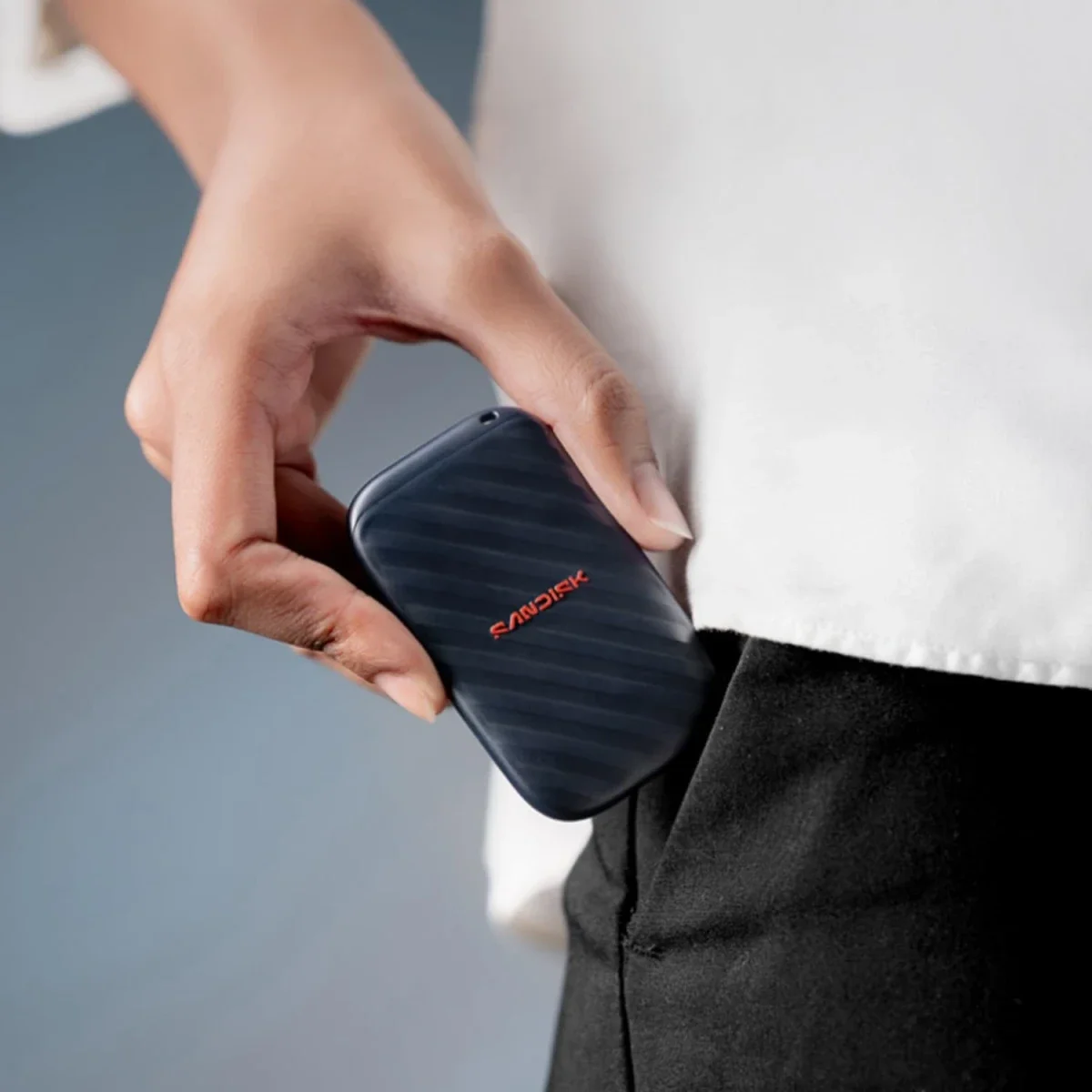 SanDisk Portable Drive 1TB USB-C External SSD, Up to 600MB/s, Black - Image 3