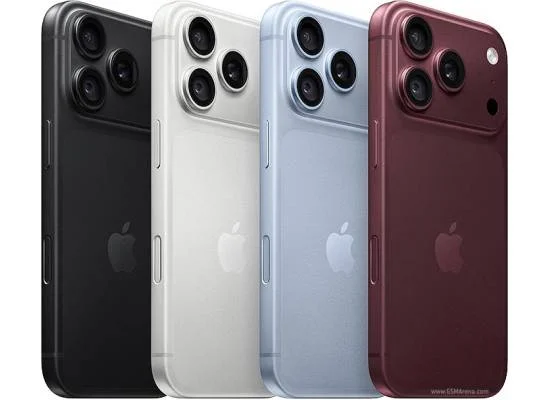 هاتف Apple iPhone 18 Pro 256GB بمعالج A20 Pro وشاشة Super Retina XDR مقاس 6.3 إنش وكاميرا ثلاثية 48MP وUSB-C 3.2 – Glacier - Thumbnail 3