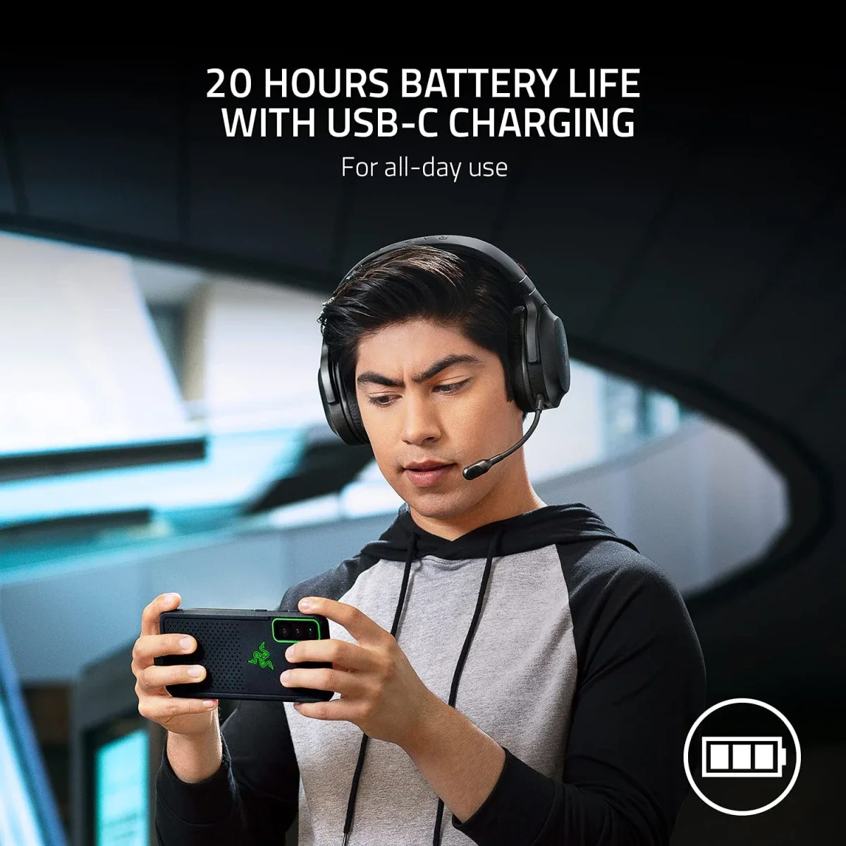 Razer Barracuda X Wireless Gaming & Mobile Headset with Bluetooth, 40mm Drivers, Detachable Mic, 50-Hour Battery - Black - Thumbnail 2