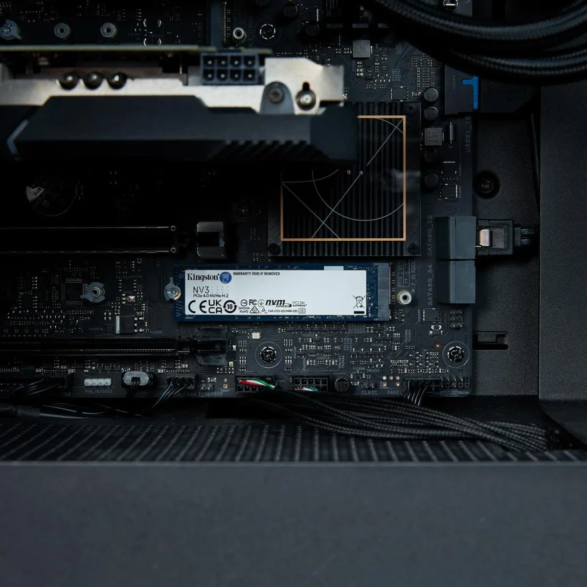 وحدة تخزين SSD داخلية Kingston NV3 بسعة 500 GB M.2 2280 NVMe PCIe Gen 4x4 بسرعة تصل إلى 6000 MB/s - Thumbnail 4