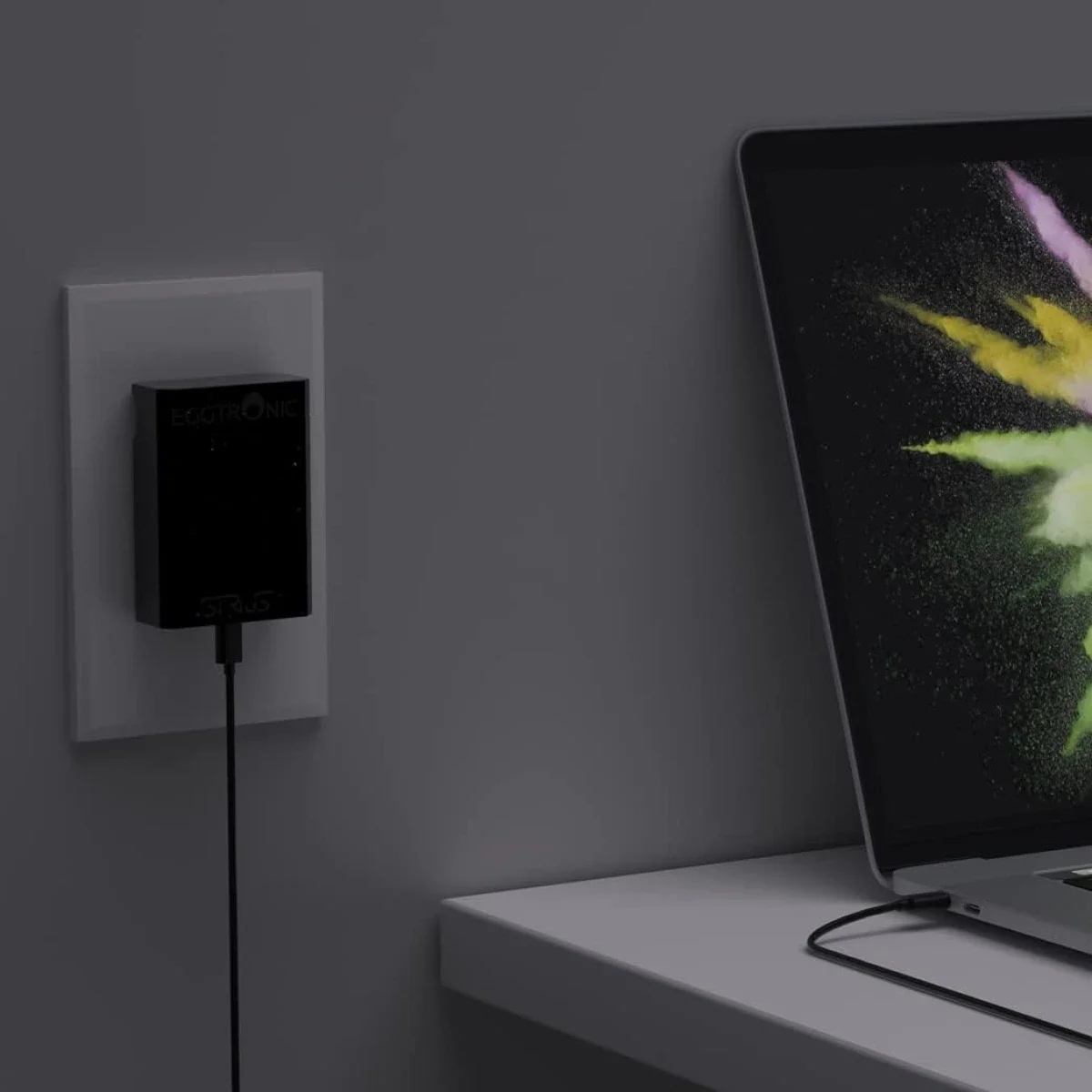 شاحن لابتوب Eggtronic Sirius USB-C GaN بقدرة 65 واط مع كابل USB-C بطول 1.8 متر - أسود - Thumbnail 6