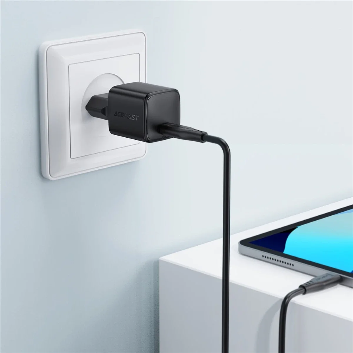 شاحن سريع صغير ACEFAST A118 USB-C PD GaN بقدرة 30 واط - قابس أوروبي - أسود - Thumbnail 4