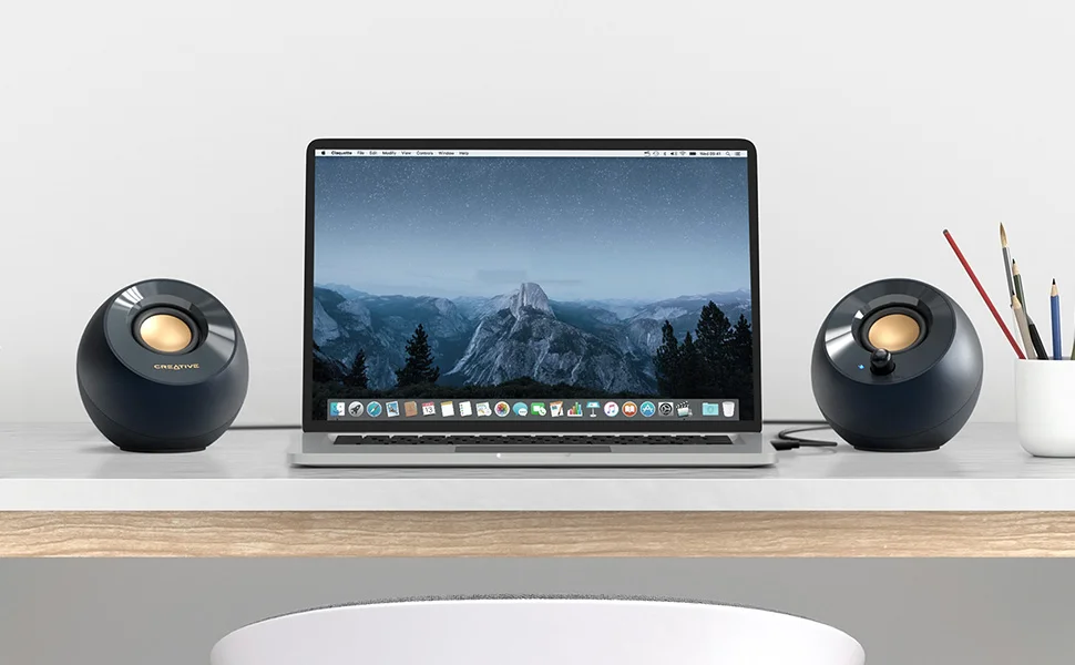Creative Pebble V2 2.0 USB-C Powered Desktop Speakers with 3.5mm AUX-In, 8W RMS - Black - Image 8
