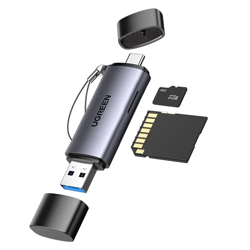قارئ بطاقات Ugreen 50706 بمنافذ USB-C وUSB 3.0 لبطاقات SD وMicroSD