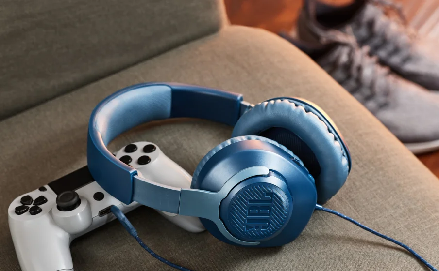 JBL Quantum 100 Custom Wired Gaming Headset Black - Thumbnail 8