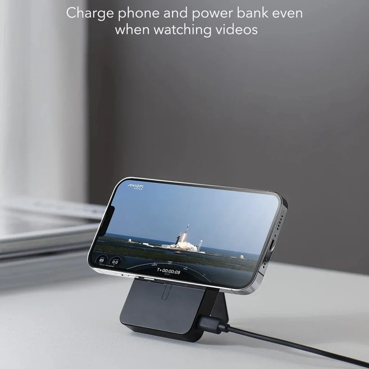 ESR MagSafe Power Bank with Kickstand 6000mAh for iPhone 16/15/14/13/12 - Black - Thumbnail 6