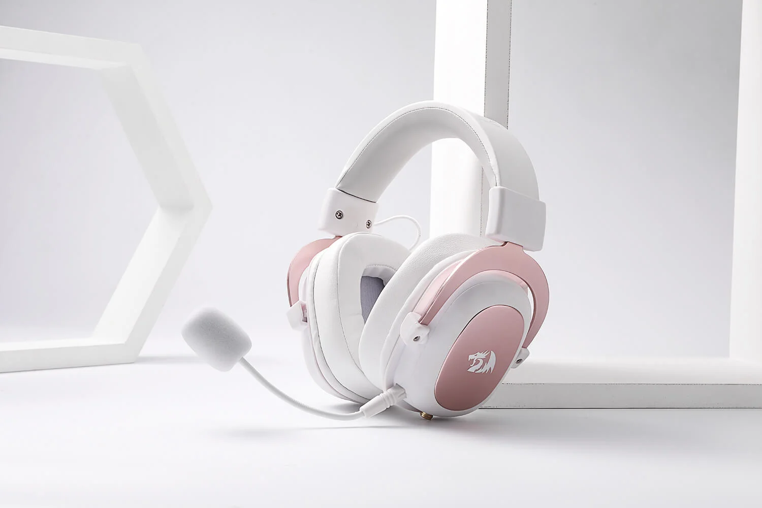 Redragon H510 Zeus 2 Wired 7.1 Surround Gaming Headset with 53mm Drivers - White - Image 7