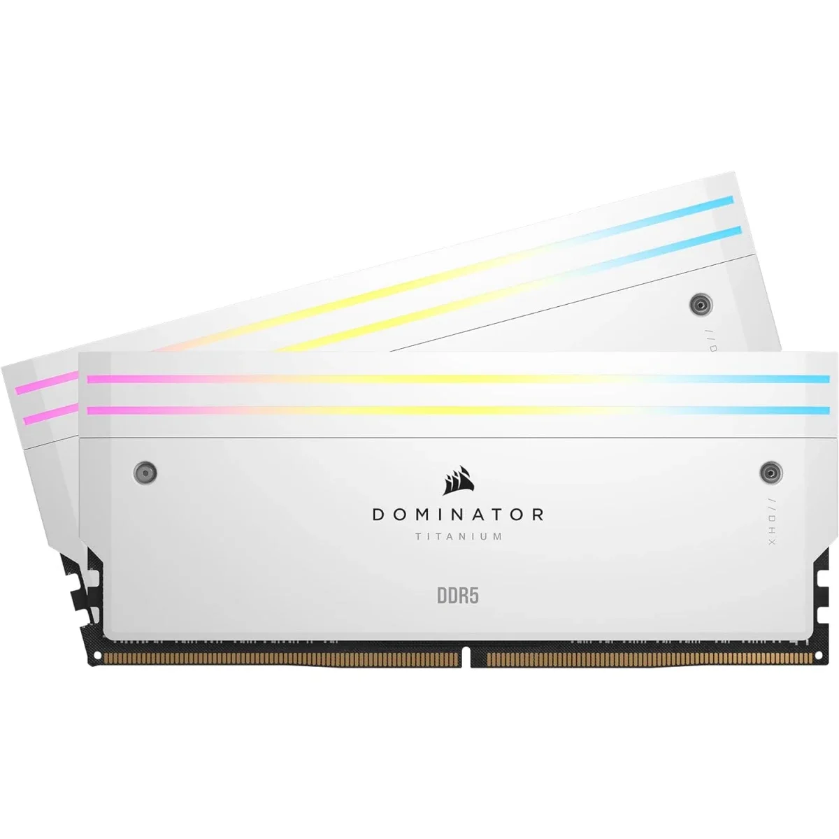 ذاكره مكتبيه Corsair Dominator Titanium RGB بسعه 32GB (2 × 16GB) DDR5 6000 باللون ابيض