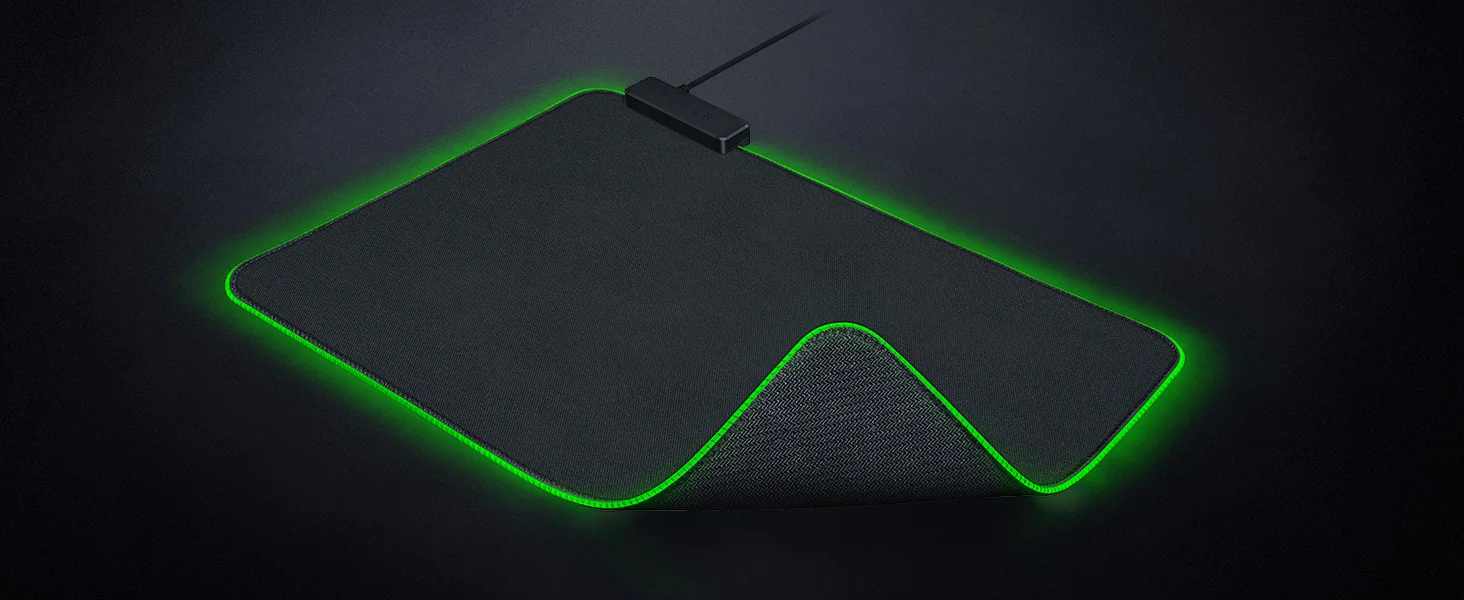 ماوس باد ألعاب ناعمة Razer Goliathus Chroma بإضاءة RGB - Thumbnail 4