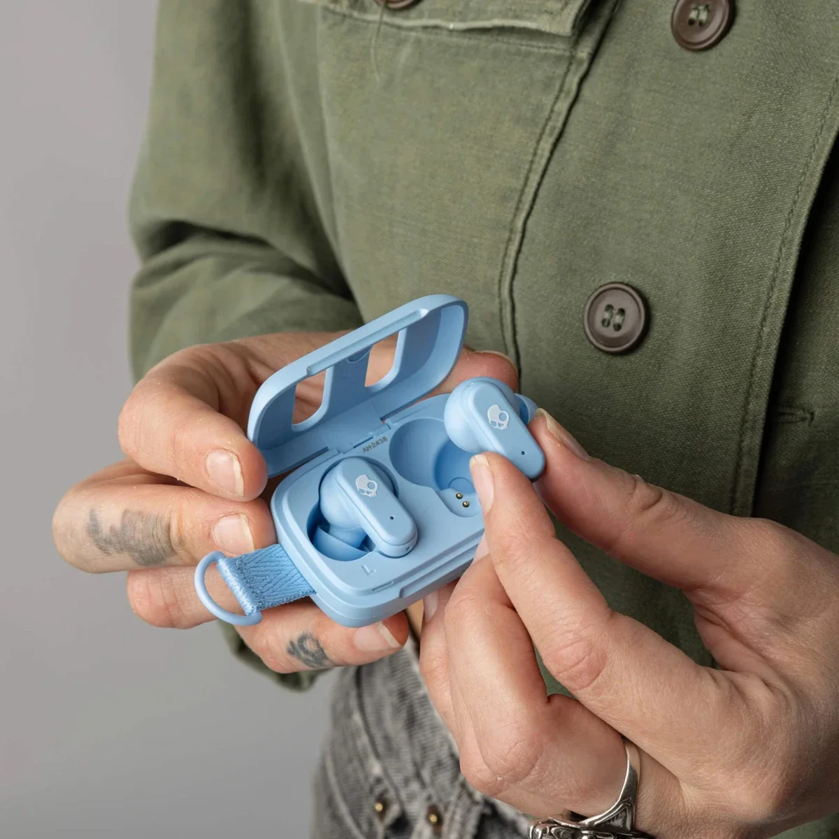 Skullcandy Dime 3 True Wireless Bluetooth Earbuds - Preppy Blue - Image 4