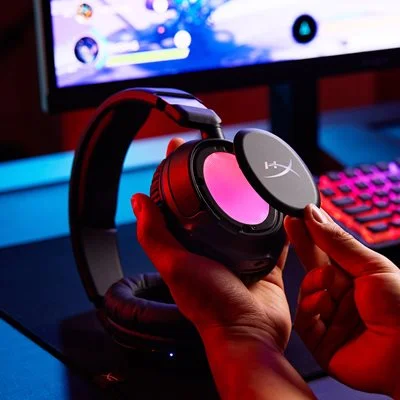 سماعة ألعاب لاسلكية HyperX Cloud Flight 2 بإضاءة RGB وبلوتوث وبطارية حتى 100 ساعة - أسود - Thumbnail 13