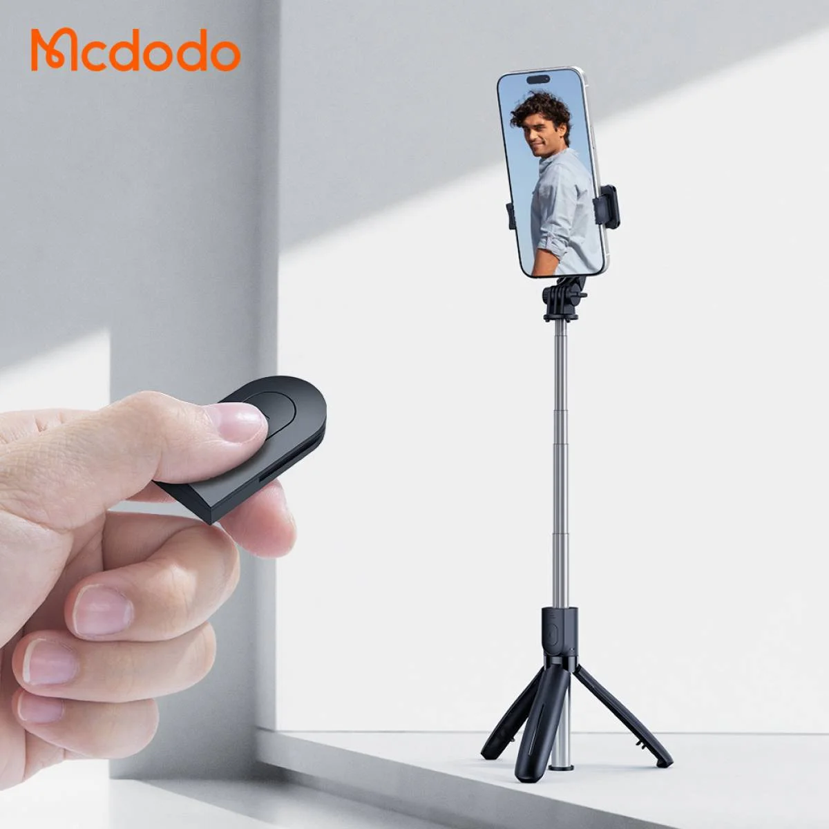 عصا سيلفي وحامل ثلاثي Mcdodo SS-724 لاسلكي مع ريموت، قابل للتمديد 695 مم ودوران 360°، ABS وفولاذ مقاوم للصدأ، ضمان 18 شهر - Image 5