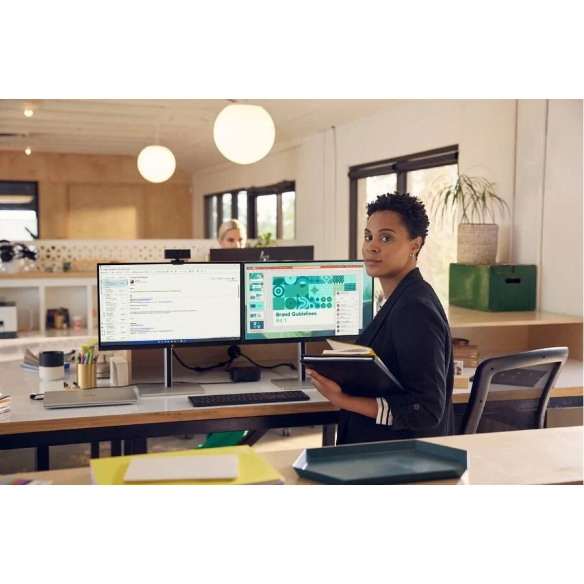 HP 625 Full HD 1080p 4MP Webcam with Windows Hello and Auto Focus - Image 3