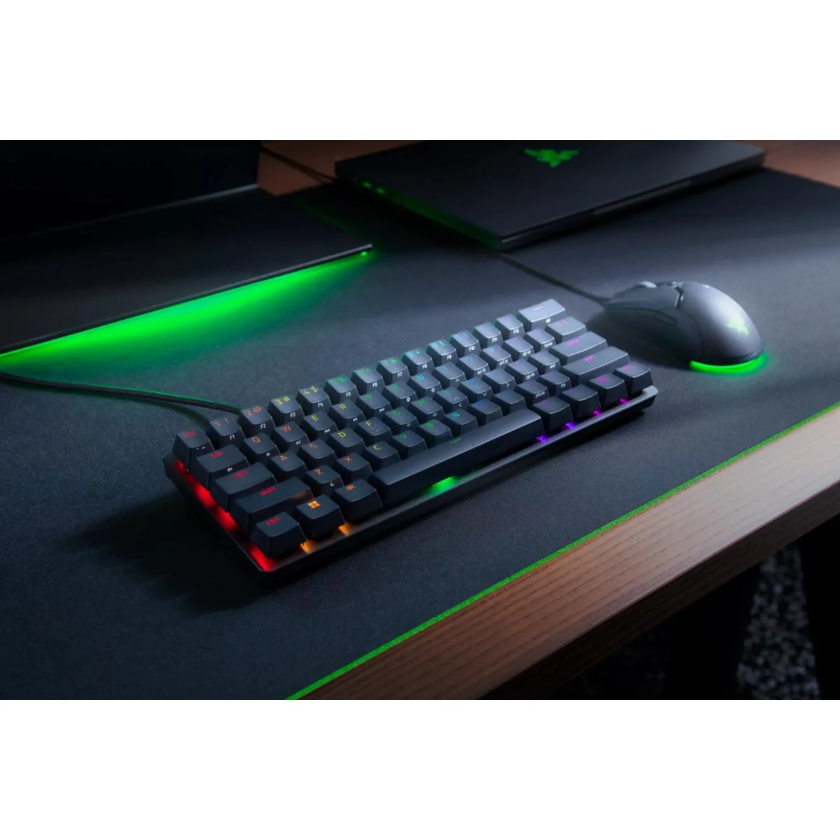 Razer Huntsman Mini 60% Wired Mechanical Gaming Keyboard with Linear Optical Red Switches - Black - Thumbnail 2
