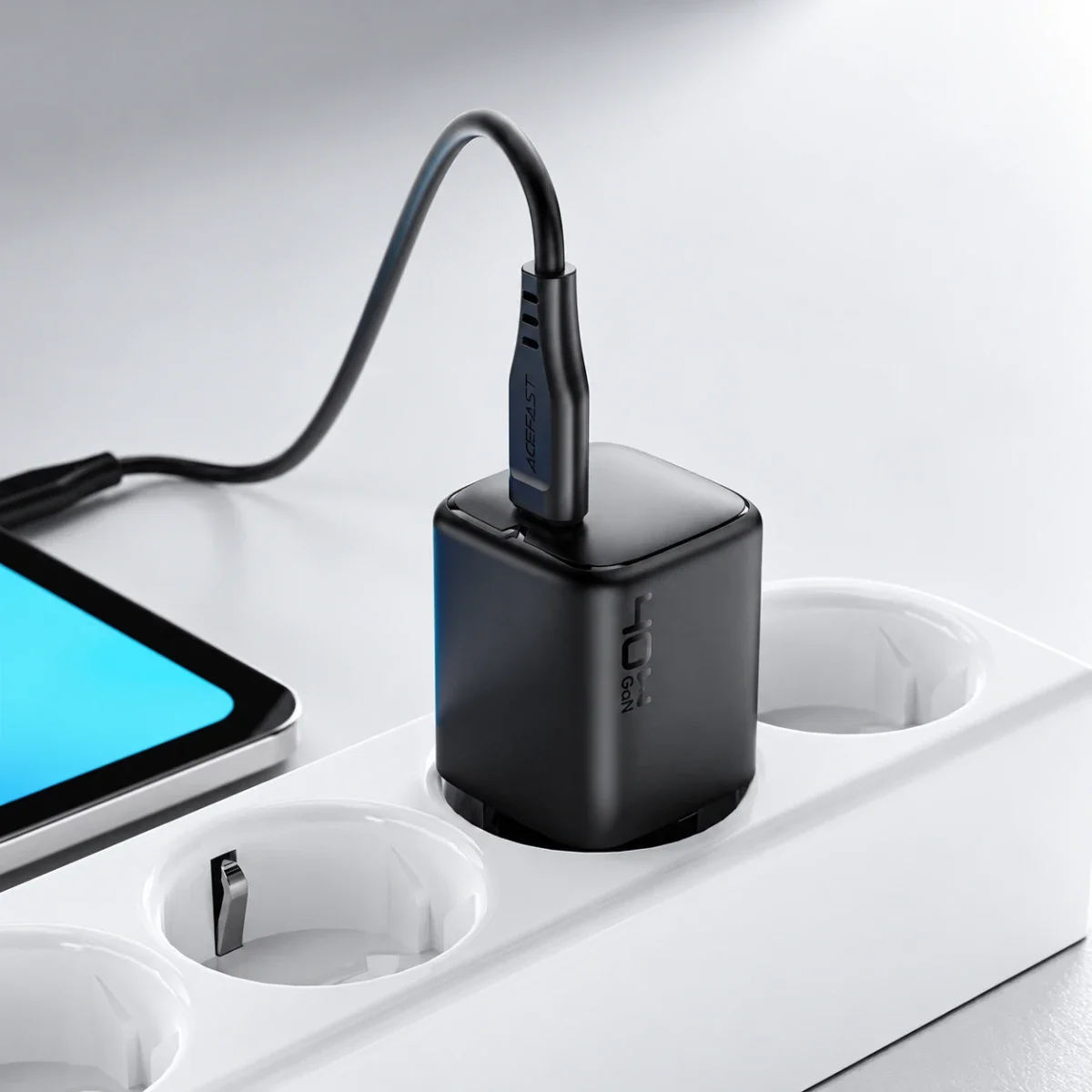 شاحن جداري ACEFAST A136 بقدرة 40 واط GaN USB-C بفيشة أوروبية، أسود - Image 9