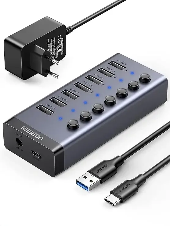 موزع Ugreen 90307 USB-C إلى 7 منافذ USB-A مع محطة شحن - Image 1