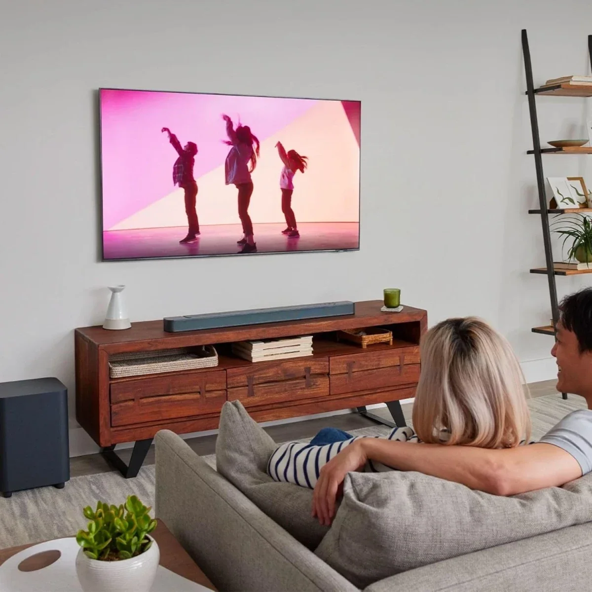 ساوند بار ومضخم صوت لاسلكي JBL Bar 500 | القوة القصوى 590W لتجربة صوتية محيطية لا تُنسى JBL Bar 500 - Image 6