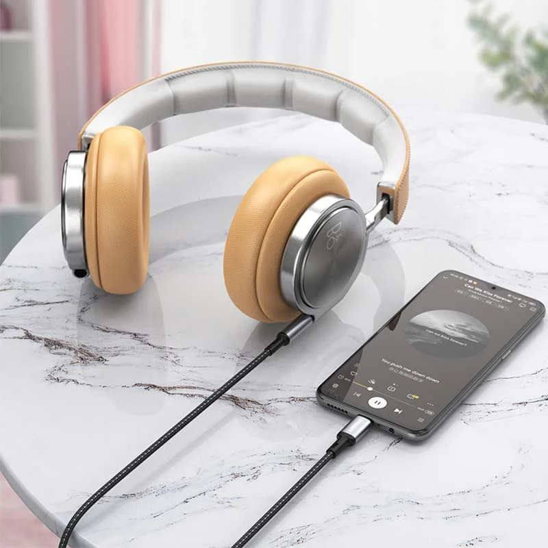 كيبل صوت Pisen LH-YP02-1000 مضفر بسبيكة ألمنيوم من Type-C إلى AUX 3.5 مم بطول 1 متر - Thumbnail 10
