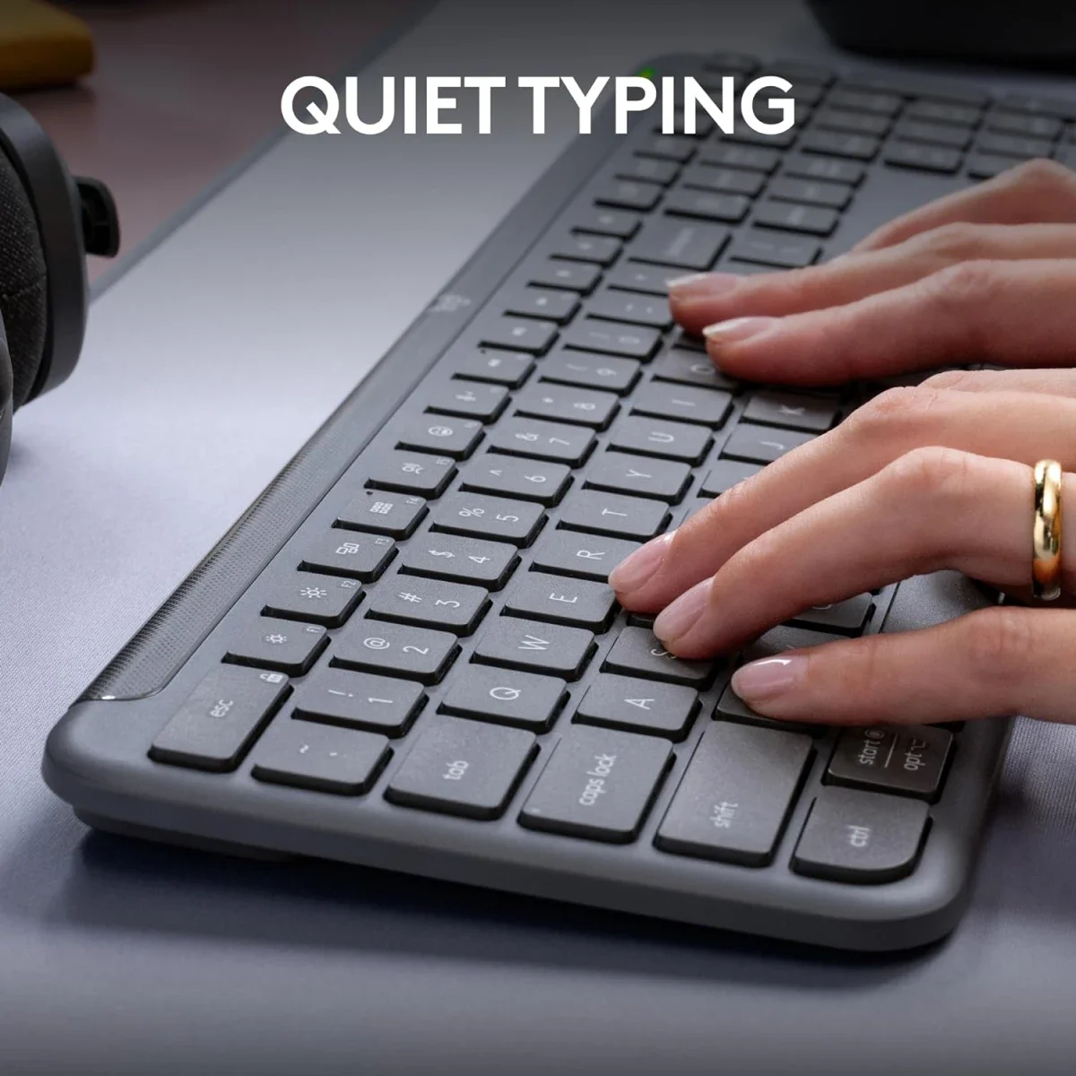 لوحة مفاتيح Logitech K950 Signature Slim لاسلكية كاملة الحجم بتخطيط عربي وإنجليزي، أسود - Thumbnail 5