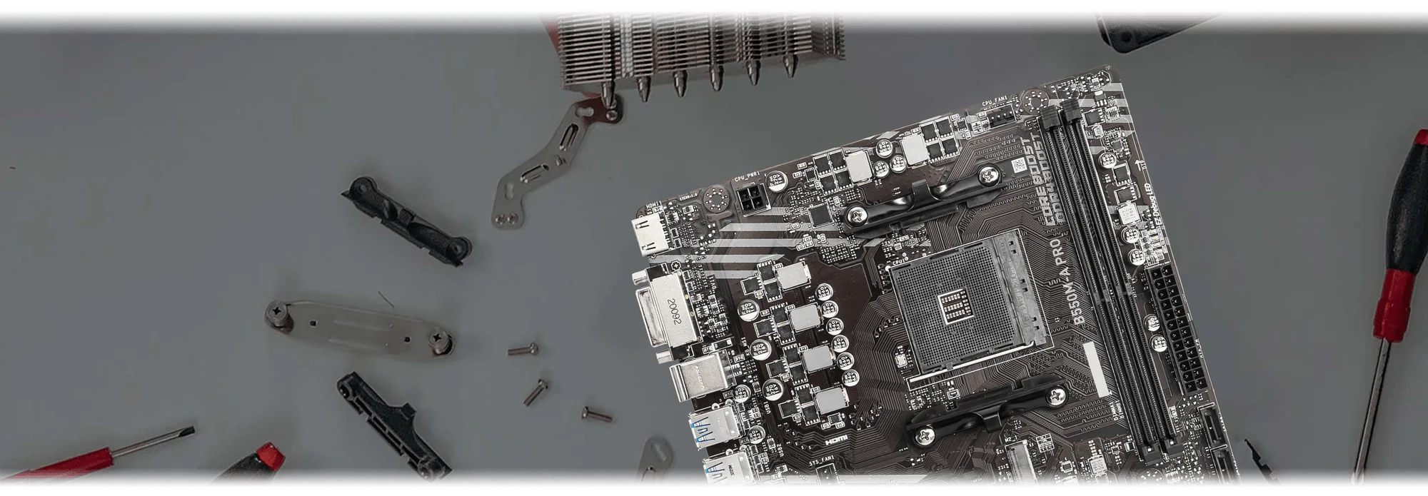 MSI B550M-A PRO Micro-ATX Motherboard AMD B550 AM4 DDR4 PCIe 4.0 - Thumbnail 10