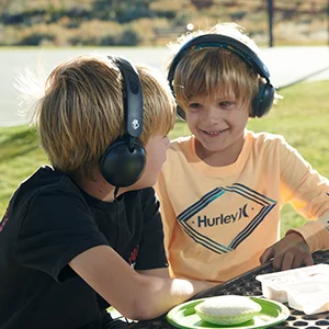 Skullcandy Grom Wireless Kids Over-Ear Headphones 45-Hour Battery Black - Thumbnail 10