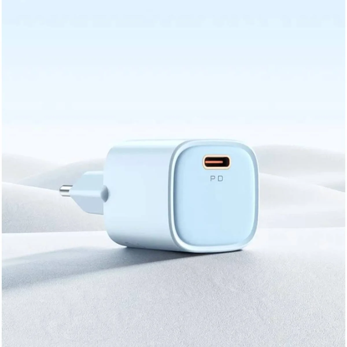 Mcdodo CH-402 20W PD USB-C Fast Wall Charger - Thumbnail 2