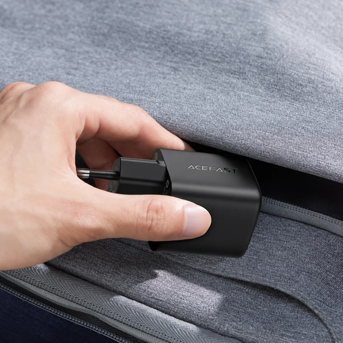 شاحن جداري ACEFAST A136 بقدرة 40 واط GaN USB-C بفيشة أوروبية، أسود - Image 8