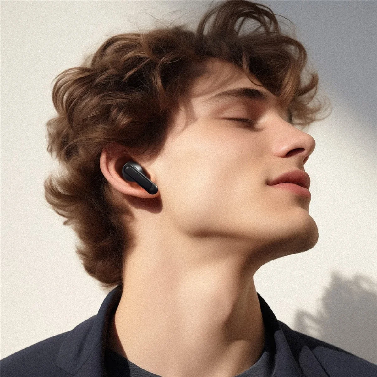 ACEFAST W1 TWS Bluetooth Earbuds with ANC, ENC and Up to 8 Hours Playback - Black - Image 5