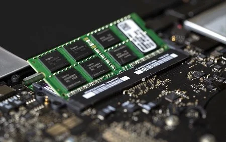 Kingston ValueRAM 32GB DDR4-3200 Notebook Memory - Image 4