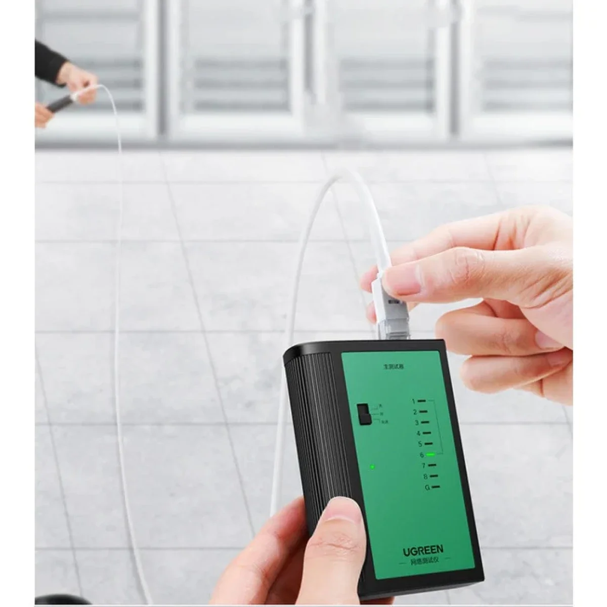 جهاز فحص كابلات الشبكة Ugreen 10950 لكابلات Cat5e وCat6 وCat6a - Thumbnail 4