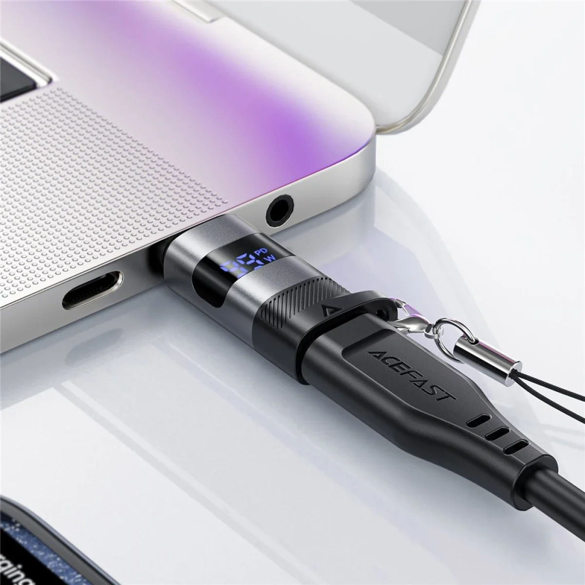 ACEFAST J9 USB-C to USB-C Digital Display Fast Charging Adapter - Thumbnail 6