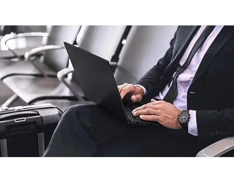 لابتوب أعمال Lenovo ThinkPad E16 Gen 3 مقاس 16.0 إنش بمعالج Intel Core Ultra 7 256V وذاكرة 16GB و1TB SSD لون أسود - Thumbnail 9