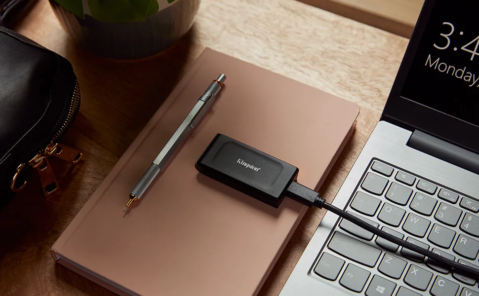 Kingston XS1000 1TB External SSD USB-C Red - Image 11