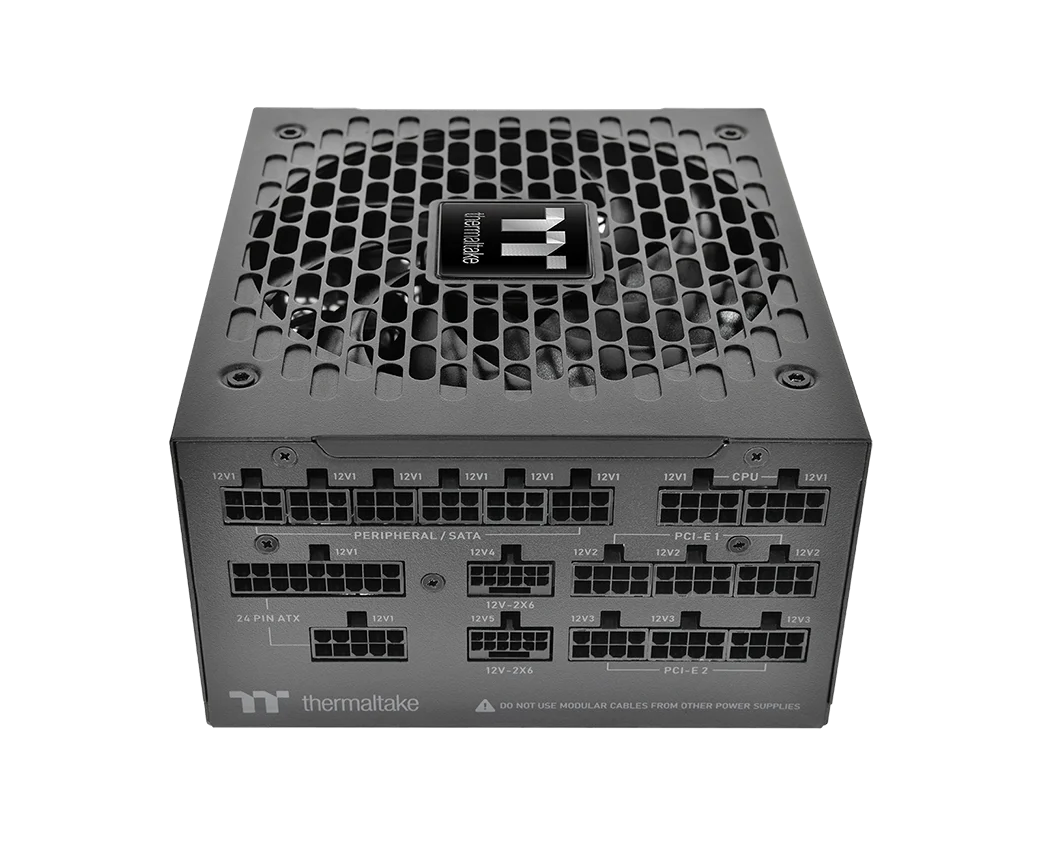 مزود طاقة Thermaltake Toughpower TF3 بقدرة 1650 واط ATX 3.1 معياري بالكامل بشهادة 80 PLUS Titanium - Thumbnail 19