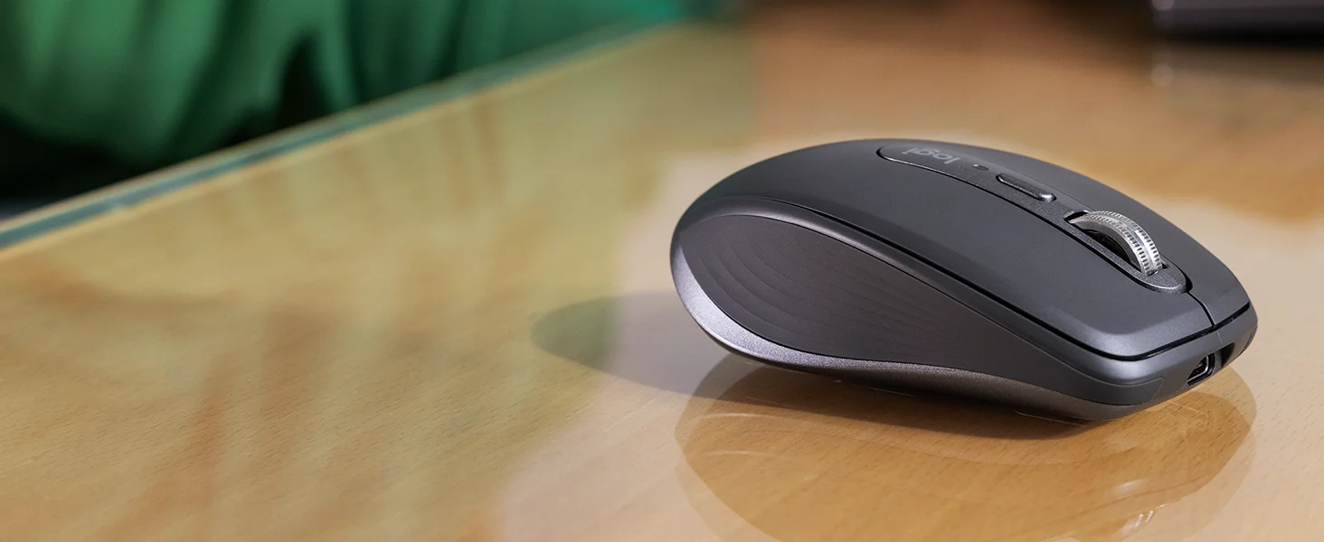 ماوس Logitech MX Anywhere 3S لاسلكي بدقة 8K DPI وبلوتوث، رمادي فاتح - Thumbnail 9