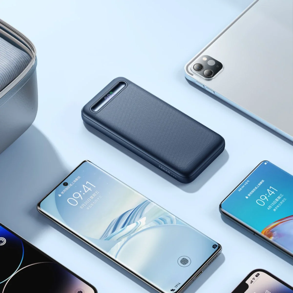 Mcdodo MC-3882 10000mAh Power Bank with Digital Display, 22.5W, USB-C & Dual USB-A - Blue - Thumbnail 4