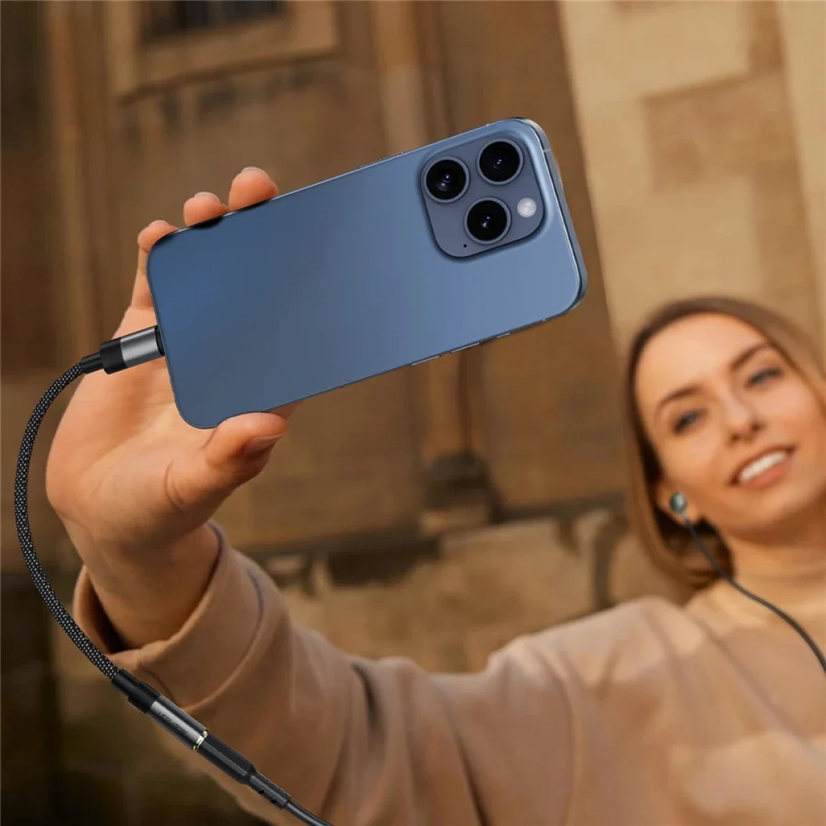محول صوت ACEFAST J12 من USB-C إلى 3.5 مم عالي الدقة - أسود - Thumbnail 5
