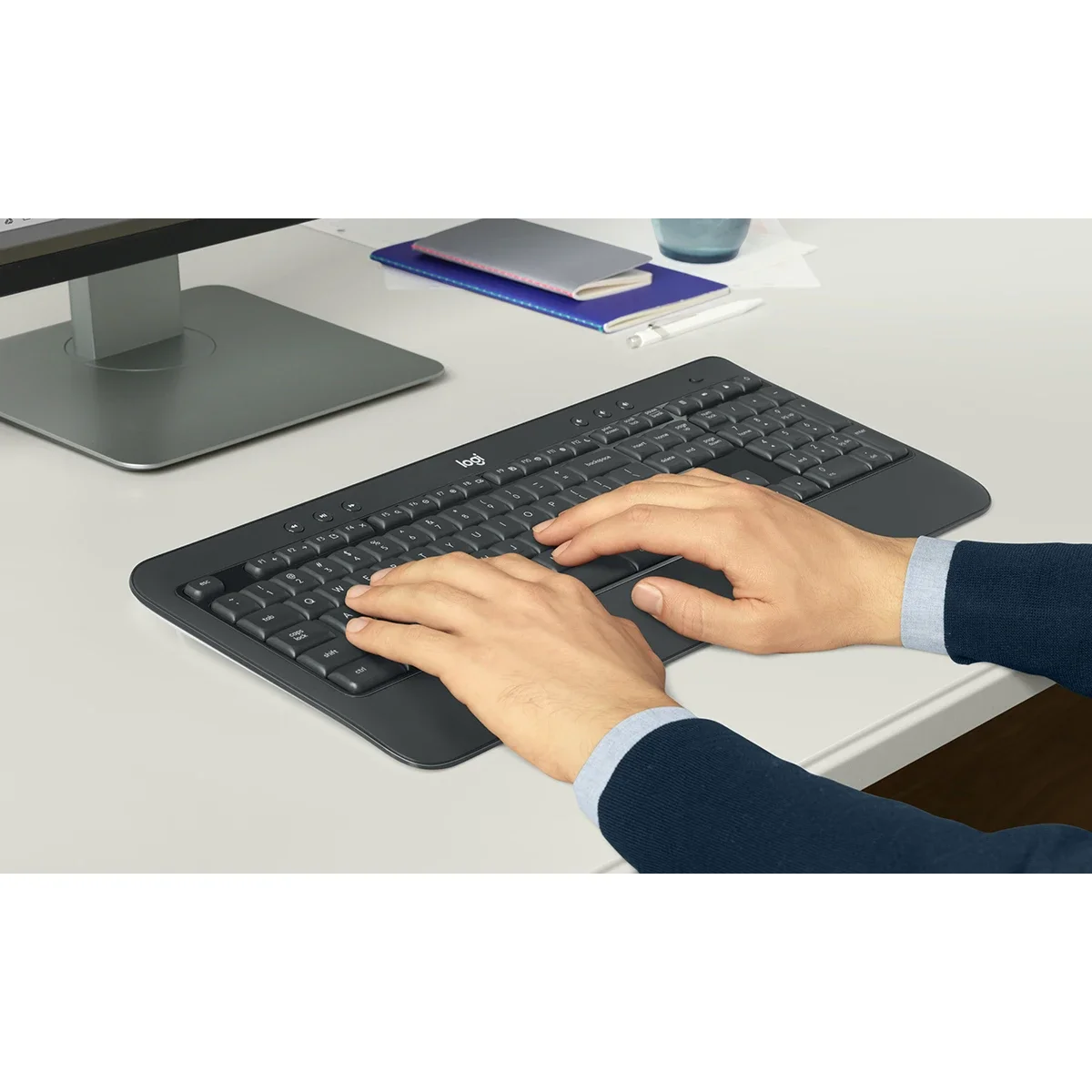 مجموعة لوحة مفاتيح وفأرة لاسلكية Logitech MK540 مع مستقبل USB Unifying وتخطيط عربي/إنجليزي - Image 3