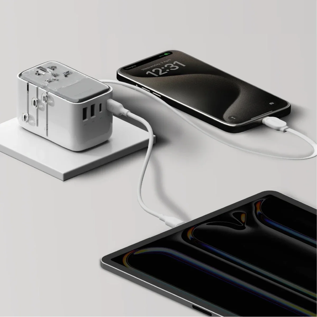 شاحن سفر عالمي MOMAX World+ Flow بقدرة 35 واط و4 منافذ مع كابل USB-C قابل للسحب - أبيض - Thumbnail 5
