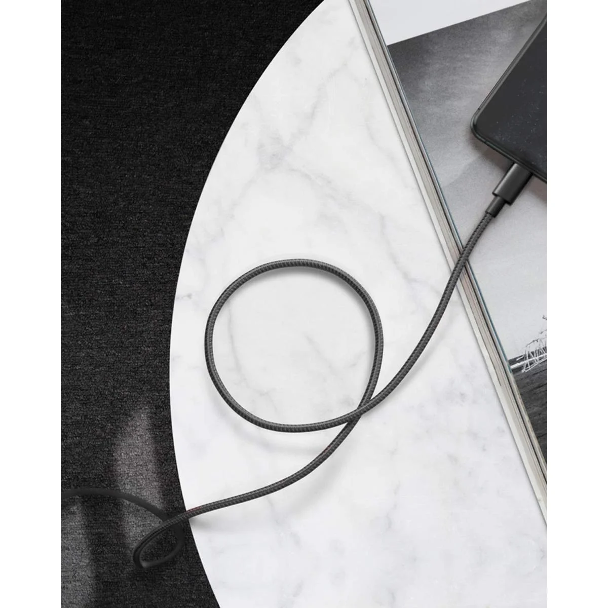 كابل Anker 322 من USB-C إلى Lightning، معتمد من Apple MFi، 6 قدم، أسود - Image 3