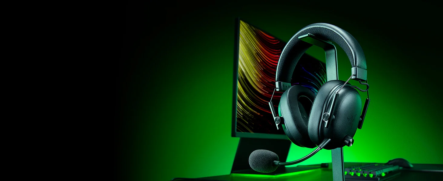 Razer BlackShark V3 Wireless Gaming Headset with 50mm Drivers, Super Wideband Mic & 70-Hour Battery - Black - Thumbnail 14